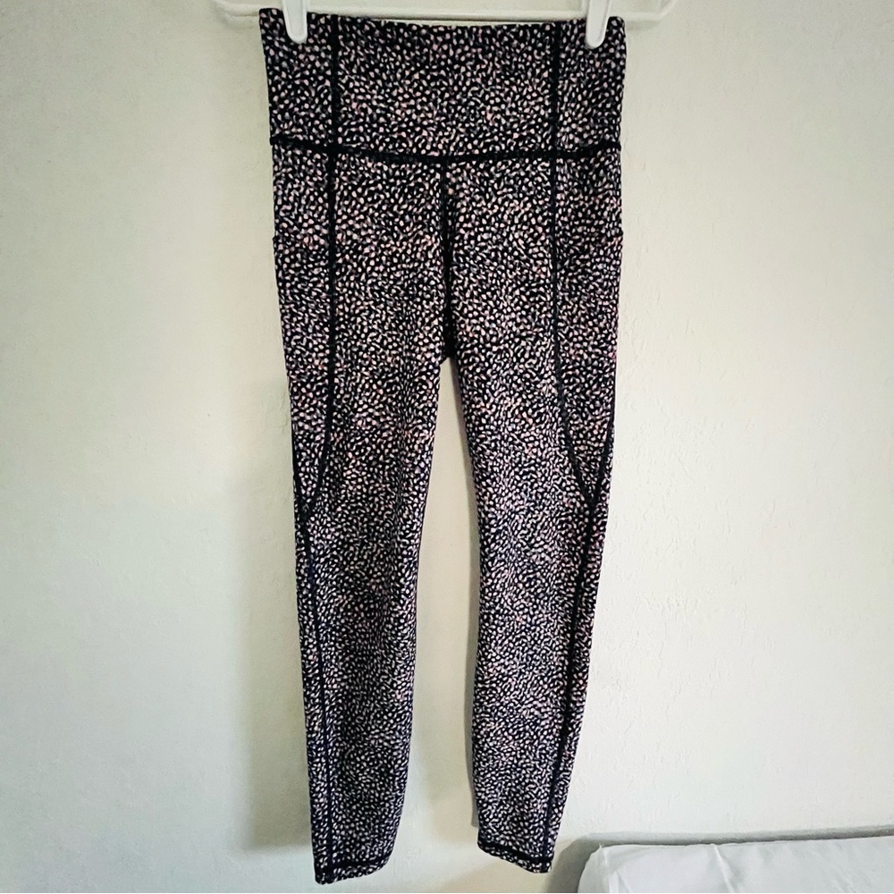 GapFit Blackout Technology Women’s Ladies Leggings High Compression Size X Small